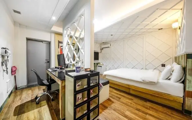 Oda (Premium drive-in (excluding Netflix S)