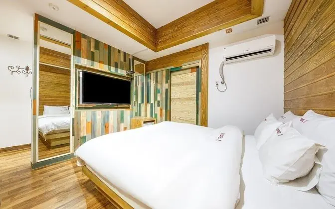 Oda (Premium drive-in (excluding Netflix S)