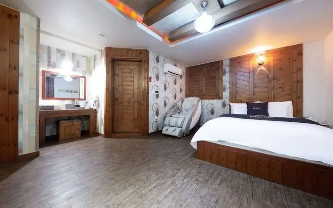 Oda (Elegance (65 inch TV bag PC/Netflix a)