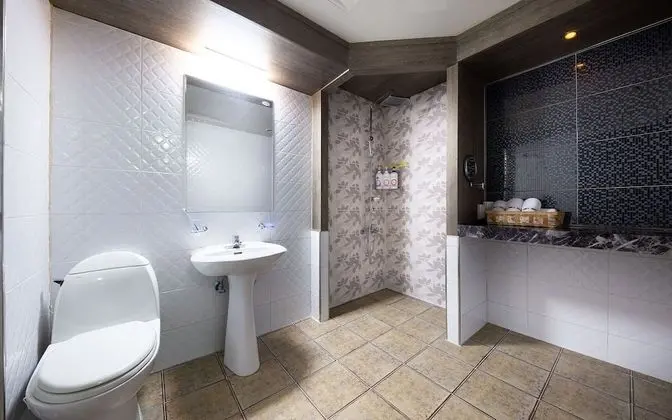 Oda (VVIP (Netflix/PUBG PC available for 2)