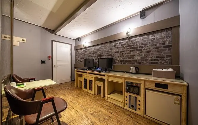 Oda (VIP - Disinfection complete (75-inch )