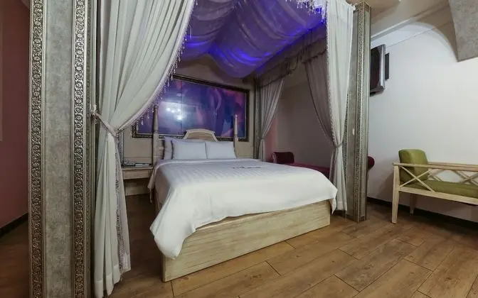 Oda (VIP - Disinfection complete (75-inch )