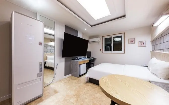 Oda (Special room (styler + Netflix + roll)