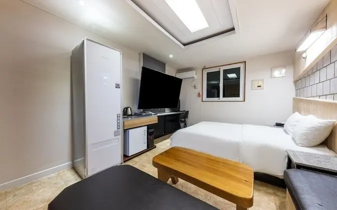 Oda (Special room (styler + Netflix + roll)