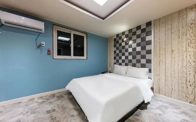 Oda (Standard (Netflix Full Option for pla)