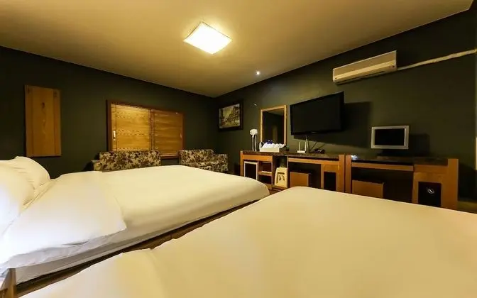 Oda (Special room (tub twin bed additional)
