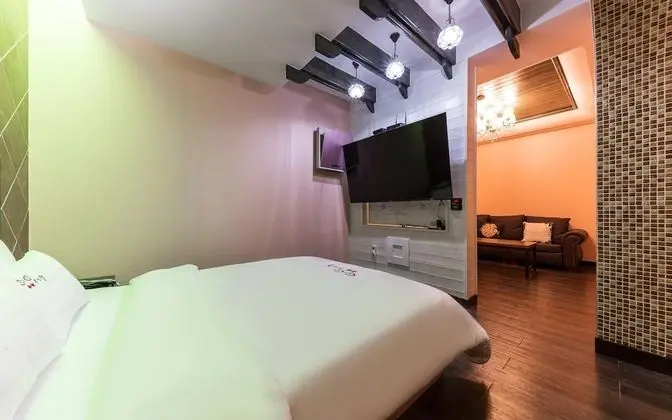 Oda (Special (Netflix & YouTube Available )