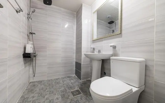 Oda (Room only (two cups of coffee + two c)