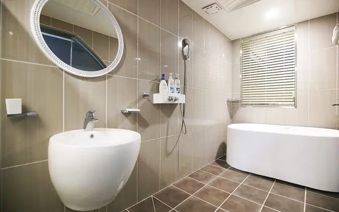 Oda (VIP Drive-in (2F))