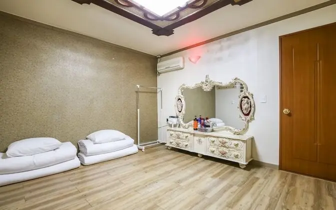 Oda (Ondol Standard B (Netflix/YouTube Ava)