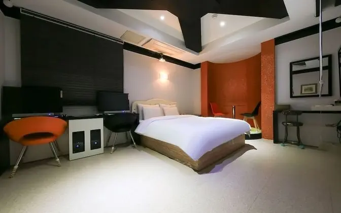 Oda (Special room (Netflix available 100-i)