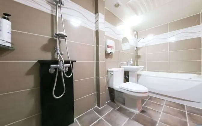 Oda (Special room (Netflix available 100-i)