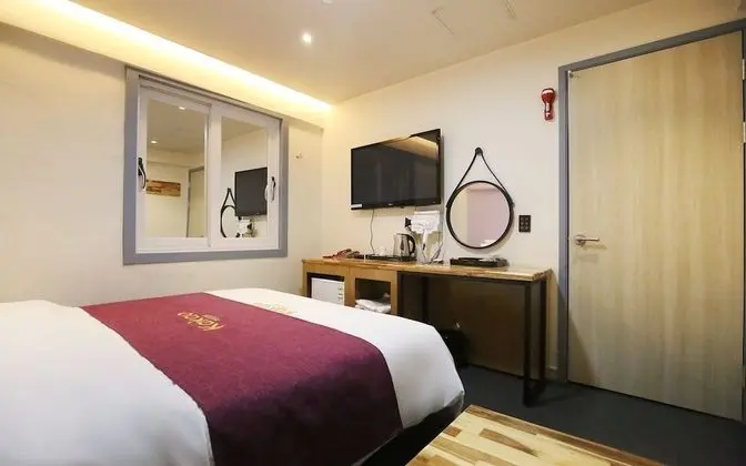 Oda (Semi-Special Room)