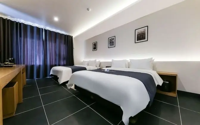 Oda (Suite Party Room(PC))