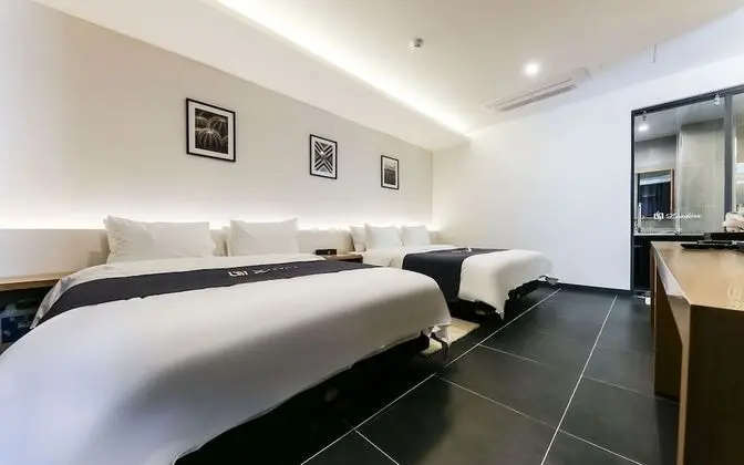 Oda (Suite Party Room(PC))