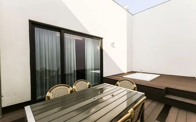 Oda (Suite Party Room(PC))