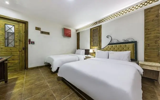 Oda (Semi-private room twin (free movies))