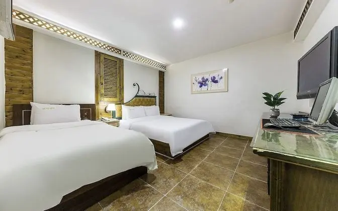 Oda (Semi-private room twin (free movies))