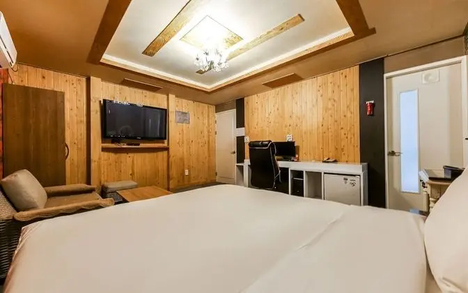 Oda (Deluxe Beauty ) (Netflix/LOL 1pc avai)