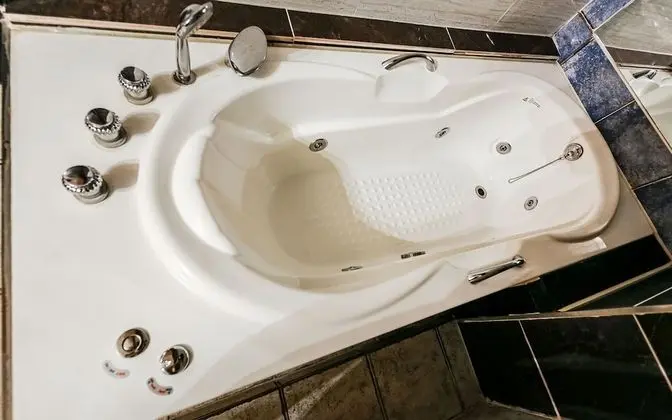 Oda (Deluxe Beauty ) (Netflix/LOL 1pc avai)