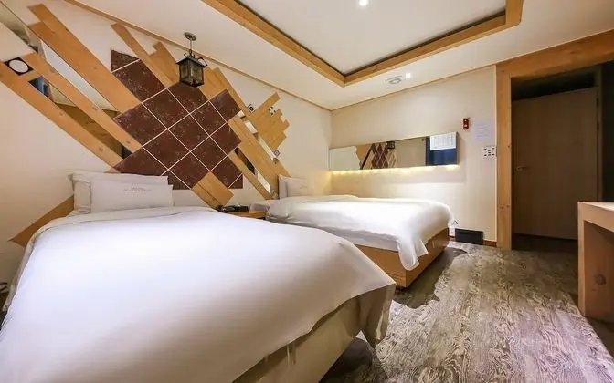 Oda (Twin (double + single))