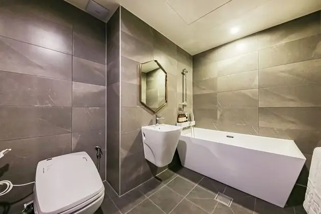 Classic Tek Büyük Yataklı Oda