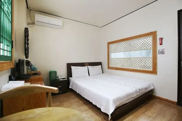 Oda (Semi-Special Room)