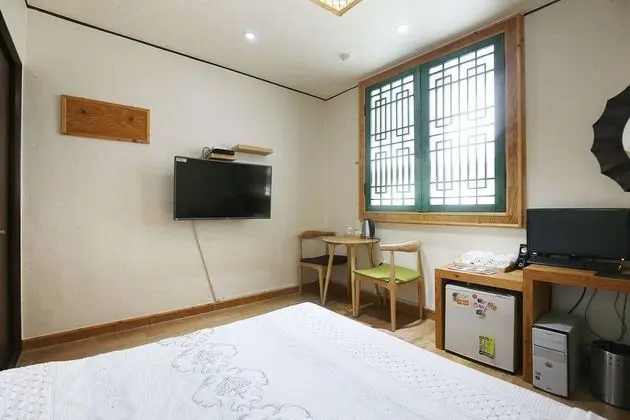 Oda (Semi-Special Room)