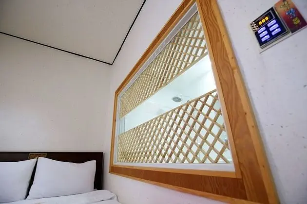 Oda (Semi-Special Room)