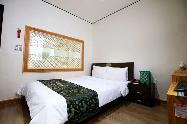 Oda (Semi-Special Room)