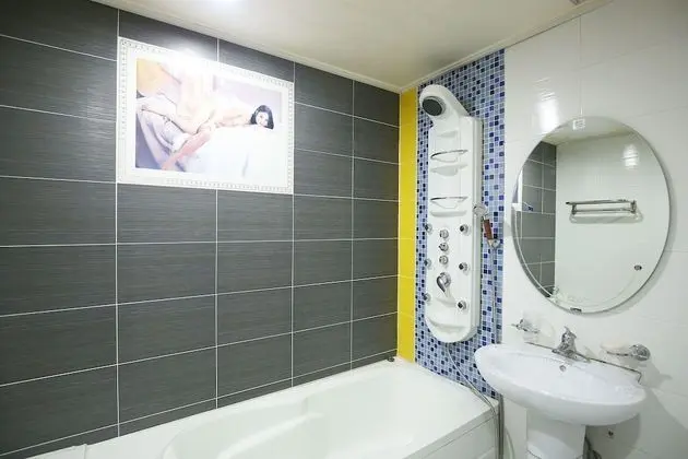 Oda (Suite room (Onsite Payment Available))