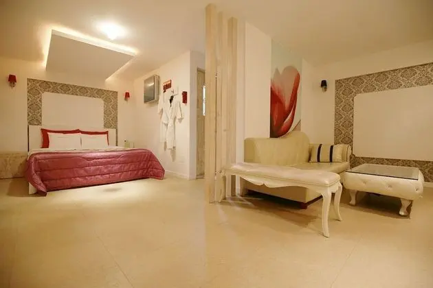 Oda (Suite room (Onsite Payment Available))