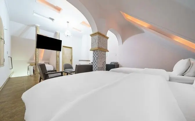 Oda (VIP - Mixed Gender Guests Not Permitt)