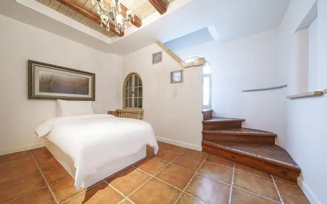 Oda (VIP - Mixed Gender Guests Not Permitt)