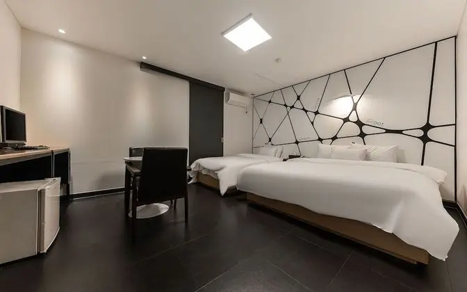 Oda (Business twin (55 inch TV hotel beddi)