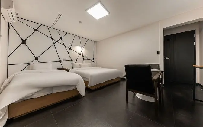 Oda (Business twin (55 inch TV hotel beddi)