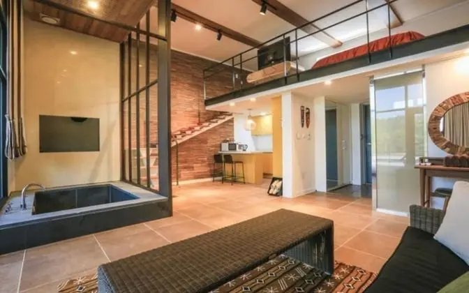 Oda (Jade 9 B Building 201 (Spa Duplex))