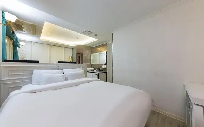 Oda (VIP (Bathtub Netflix/YouTube/Wavve Av)