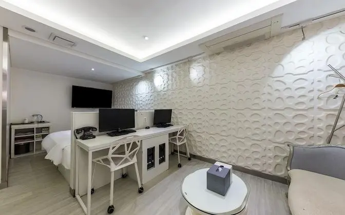 Oda (VIP (Bathtub Netflix/YouTube/Wavve Av)