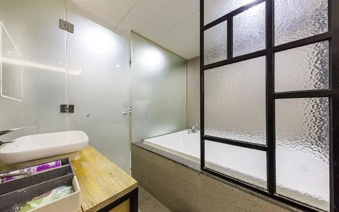 Oda (VIP (Bathtub Netflix/YouTube/Wavve Av)