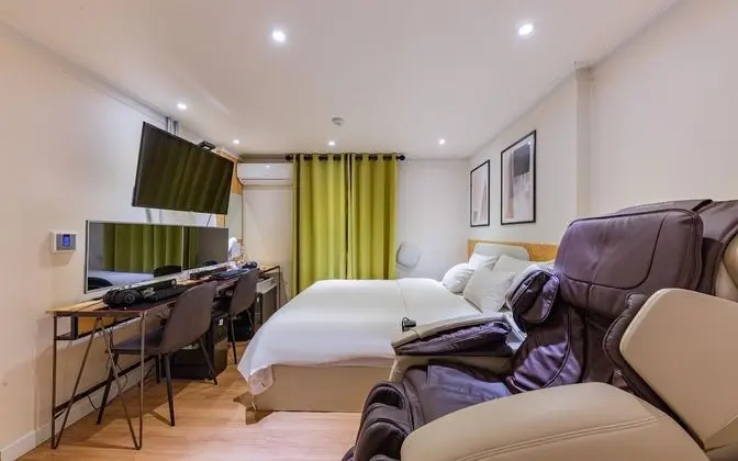 Oda (Premier (Netflix/PUBG couple PC avail)