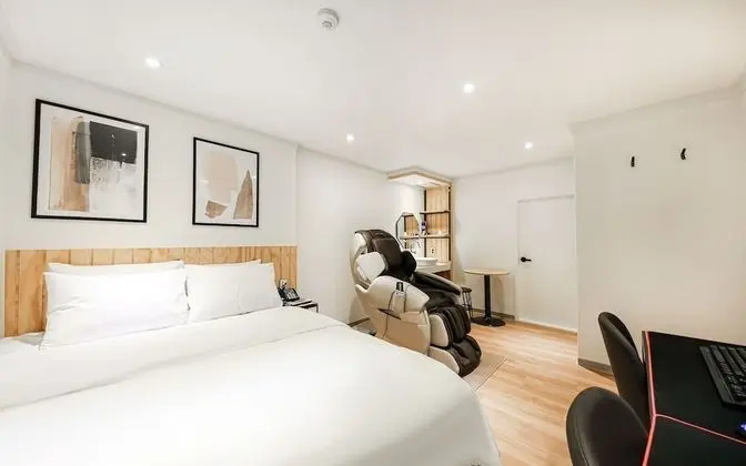 Oda (Premier (Netflix/PUBG couple PC avail)