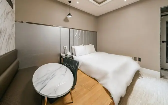 Oda (Deluxe 4 (seat styler))