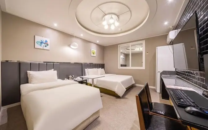 Oda (Premium (twin styler))