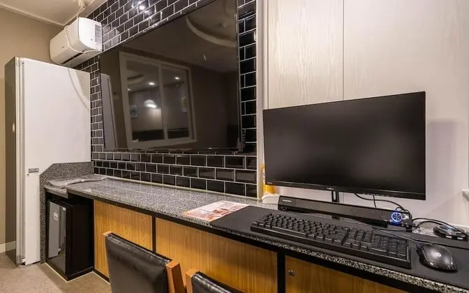 Oda (Premium (twin styler))