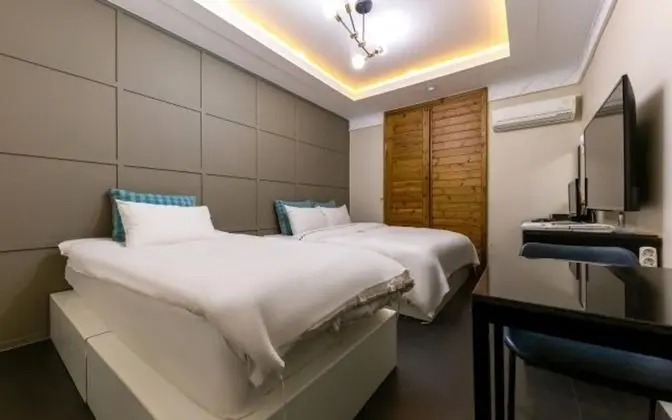 Oda (Annex] Classic Twin)