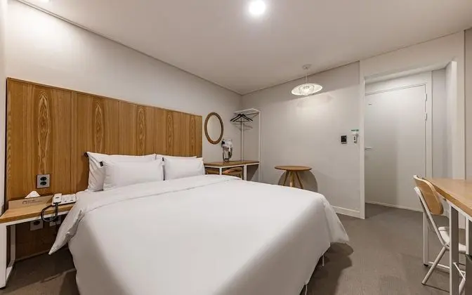 Oda (Netflix - Standard (Air Purifier Prem)