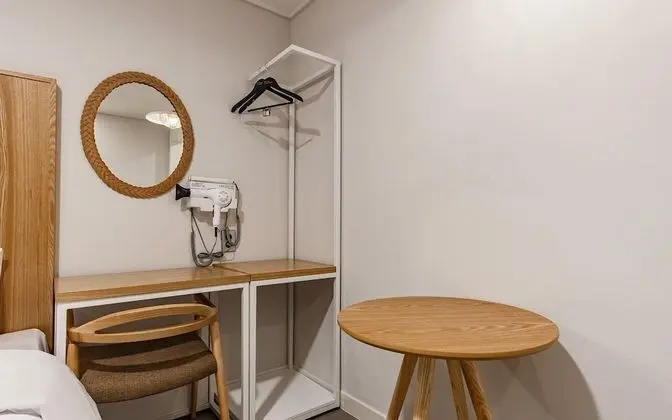 Oda (Netflix - Standard (Air Purifier Prem)