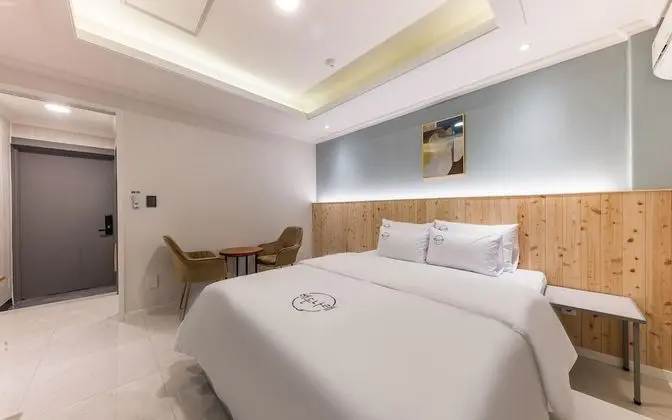 Oda (Standard (TV Netflix Bidet))