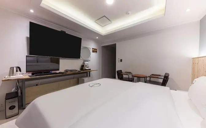 Oda (Standard (TV Netflix Bidet))